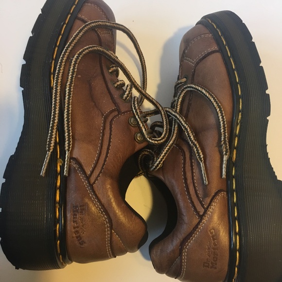 Dr. Martens Shoes - Dr. Martens Made in England Men’s size 6
